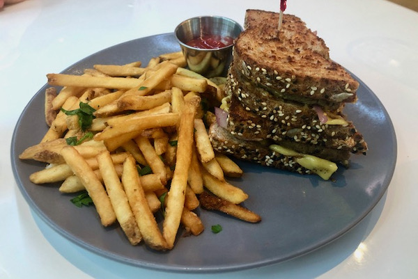 The Impossible Burger patty melt with delicious sauces pleases even non-vegans. Photo by Amy Martin. 