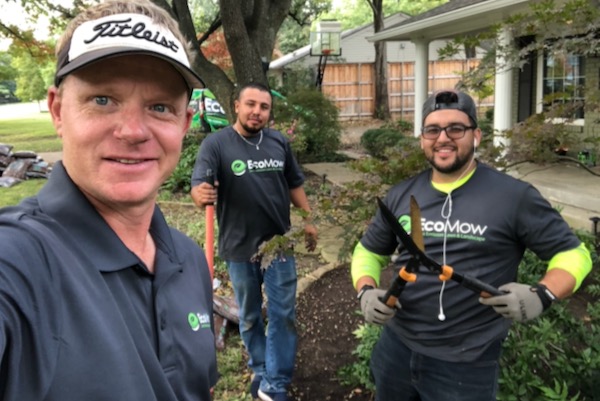 EcoMow founder Stephen Gault takes a break with crew members Adrian Gutierrez and Luis Gonzales. Photo courtesy of Stephen Gault. 