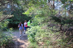 Oak Cliff Nature Preserve hikers