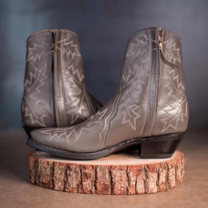 Kat Mendenhall's Mend RT boots