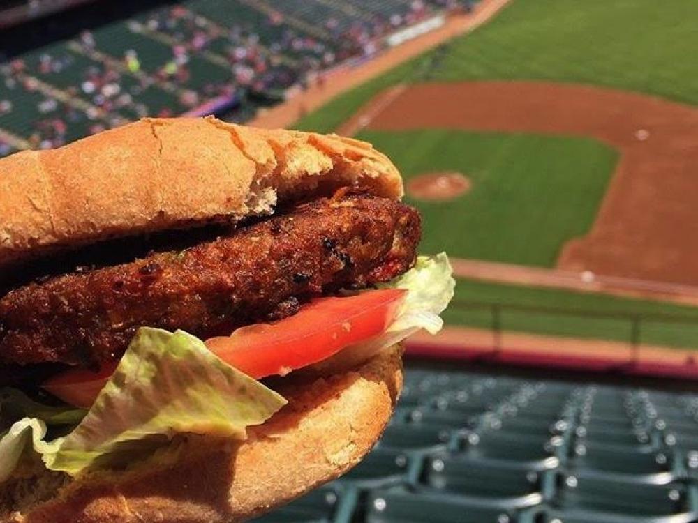 Vegan Ballpark Food at Globe Life Park Gets a Taste Test